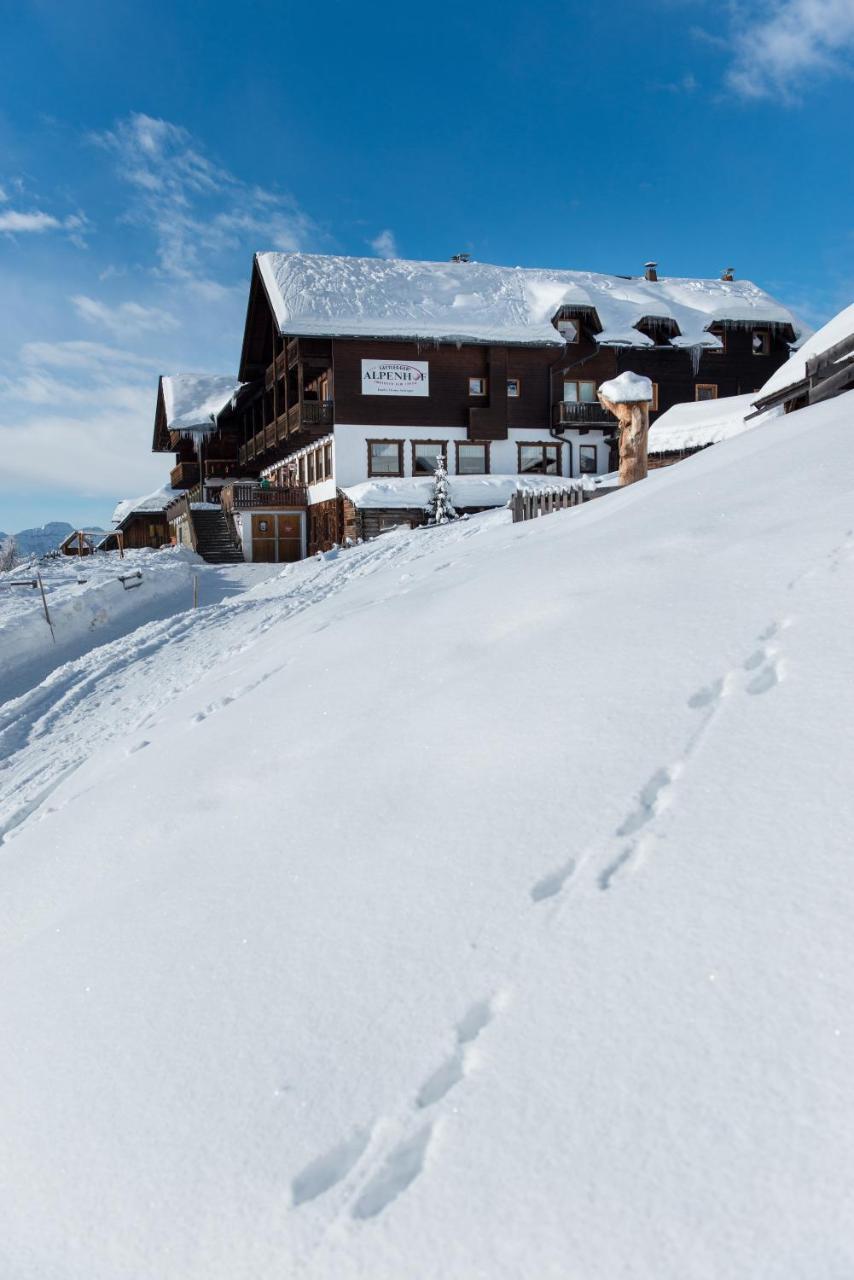 Sattleggers Alpenhof & Feriensternwarte Hotel Greifenburg Bagian luar foto